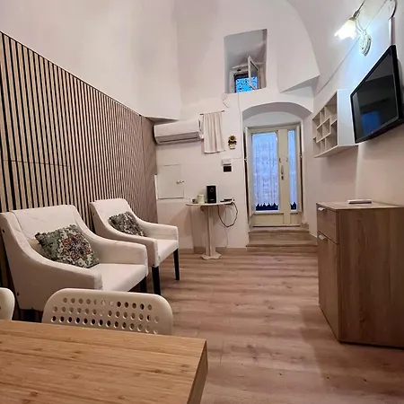 Apartment Barcostuni