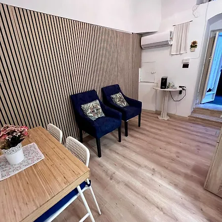 Barcostuni Apartment
